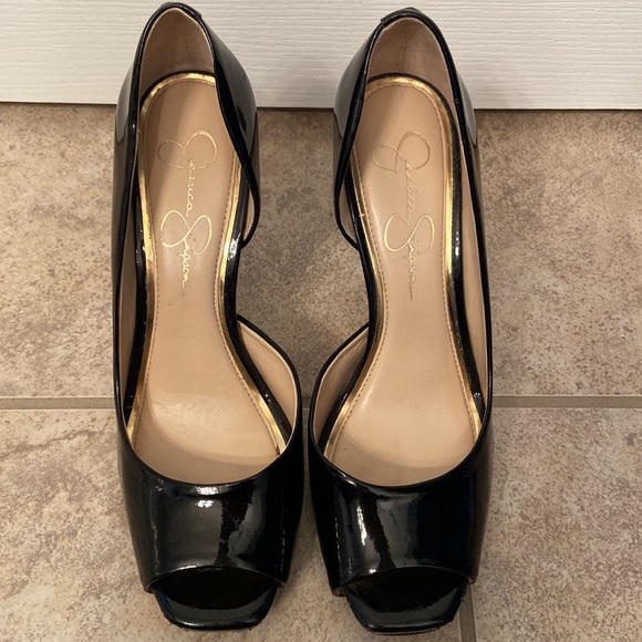 Black Patent Leather Heels - Picture 2 of 9